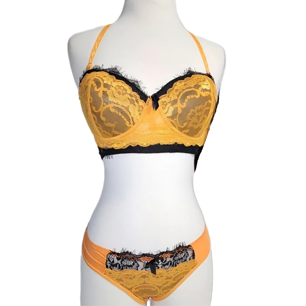 Orange & Black Lingerie Set NWT - Push-Up Bra/Cheekys, 32D/S